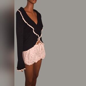 COPY - VINTAGE DAINTY GIRLY CARDIGAN WITH RUFFLES BRAND IN CAHOOTS FITS M